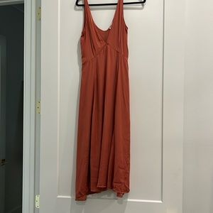 Deep, V-neck, Zara, dress, sexy!
